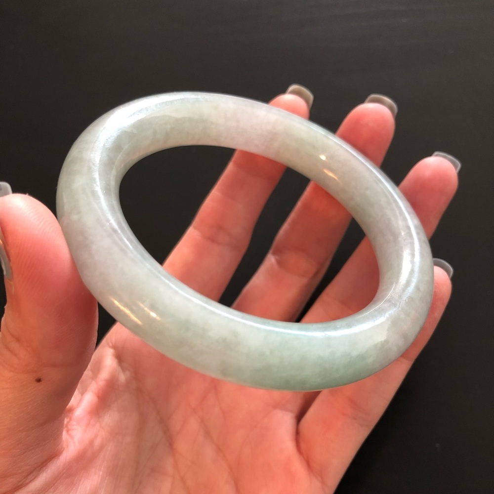 Jadeite Jade Bangle diameter 57 mm